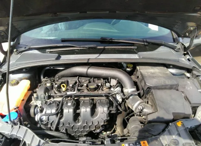 Photo 9 VIN: 1FADP3L90HL303434 - FORD FOCUS 