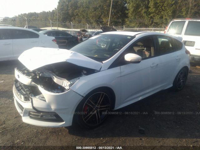 Photo 1 VIN: 1FADP3L90JL213318 - FORD FOCUS 