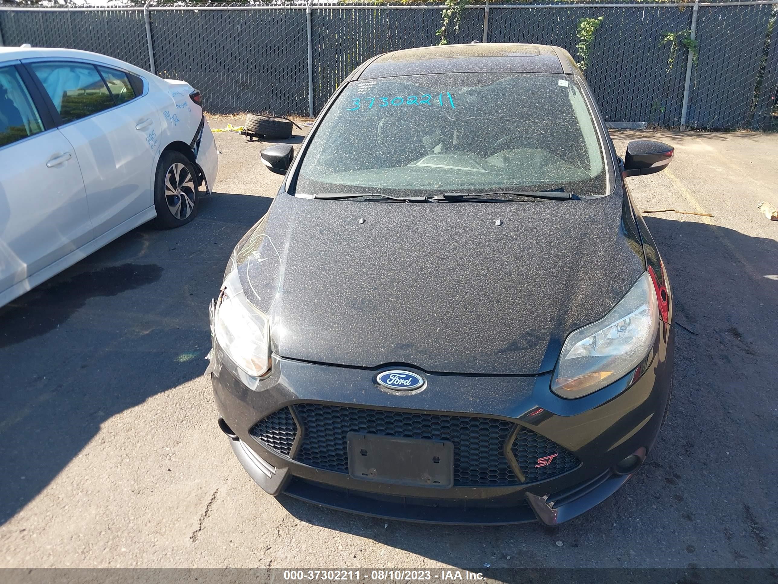 Photo 11 VIN: 1FADP3L91DL185923 - FORD FOCUS 