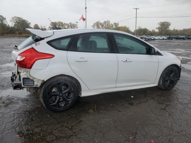 Photo 2 VIN: 1FADP3L91EL389428 - FORD FOCUS 