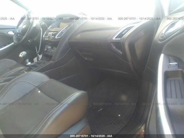 Photo 4 VIN: 1FADP3L91FL348914 - FORD FOCUS 