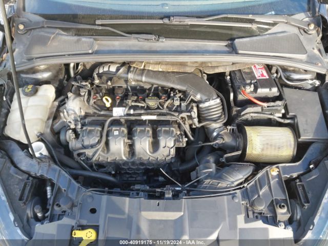 Photo 9 VIN: 1FADP3L91GL202160 - FORD FOCUS 