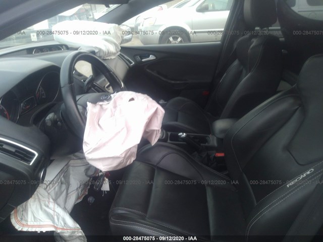 Photo 4 VIN: 1FADP3L91GL406232 - FORD FOCUS 