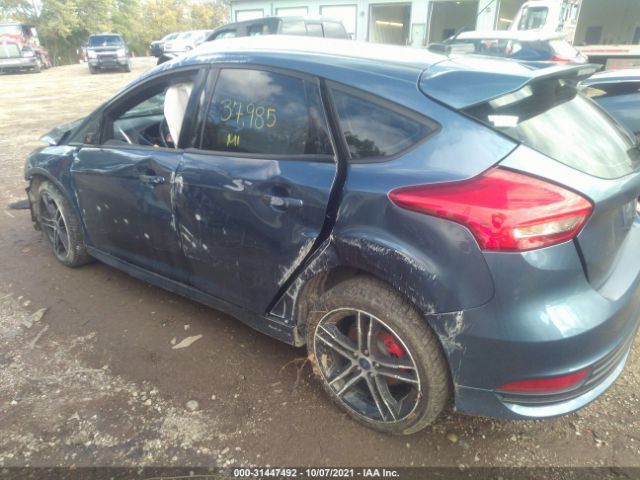 Photo 2 VIN: 1FADP3L91JL222044 - FORD FOCUS 