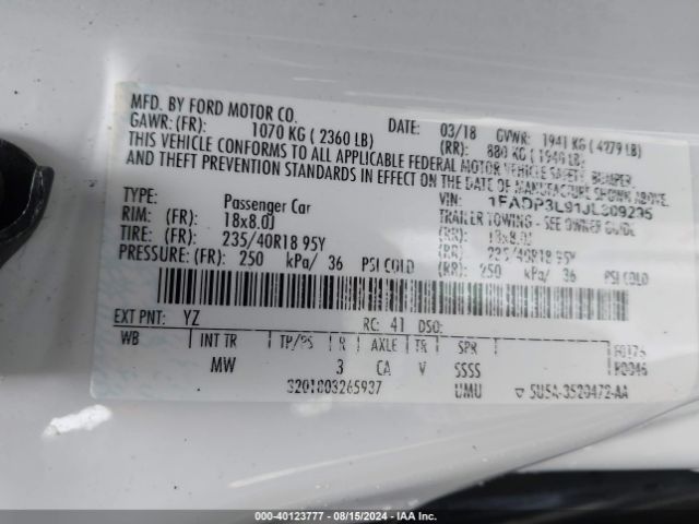 Photo 8 VIN: 1FADP3L91JL309295 - FORD FOCUS 