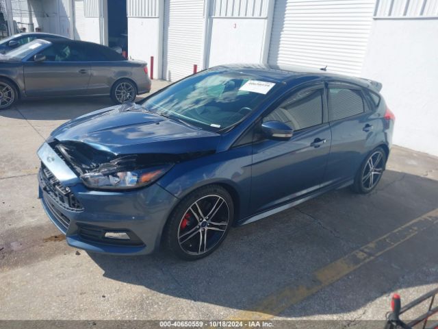 Photo 1 VIN: 1FADP3L91JL329367 - FORD FOCUS 