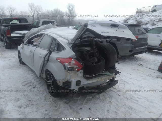 Photo 2 VIN: 1FADP3L91JL332639 - FORD FOCUS 