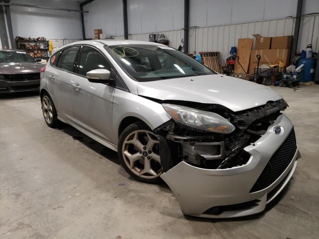 Photo 3 VIN: 1FADP3L92DL364293 - FORD FOCUS 