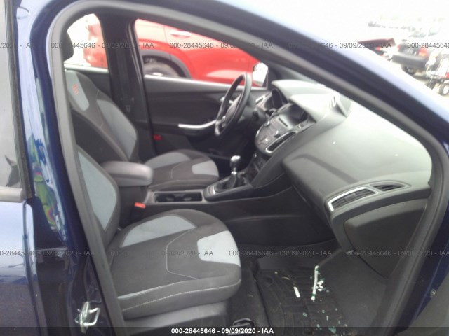 Photo 4 VIN: 1FADP3L92GL266594 - FORD FOCUS 