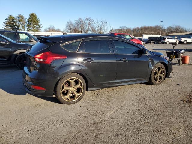 Photo 2 VIN: 1FADP3L92HL256049 - FORD FOCUS 