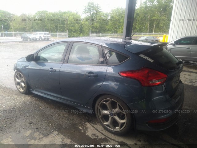 Photo 2 VIN: 1FADP3L92JL290868 - FORD FOCUS 