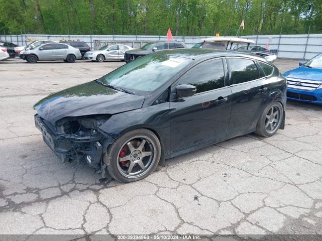 Photo 1 VIN: 1FADP3L93DL172266 - FORD FOCUS 