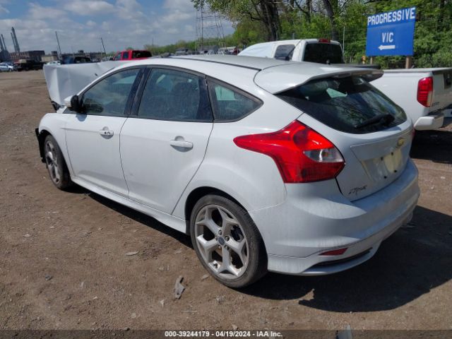 Photo 2 VIN: 1FADP3L93DL232031 - FORD FOCUS ST 