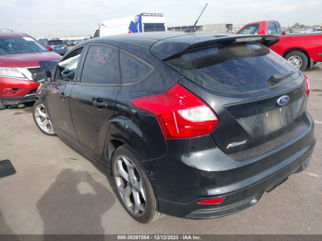 Photo 2 VIN: 1FADP3L93DL301543 - FORD FOCUS ST 