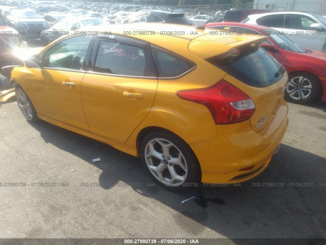 Photo 2 VIN: 1FADP3L93DL305348 - FORD FOCUS 