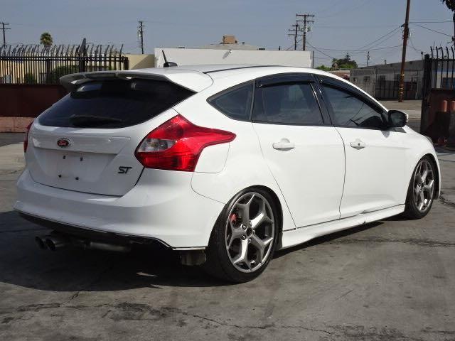 Photo 3 VIN: 1FADP3L93EL164119 - FORD FOCUS ST 