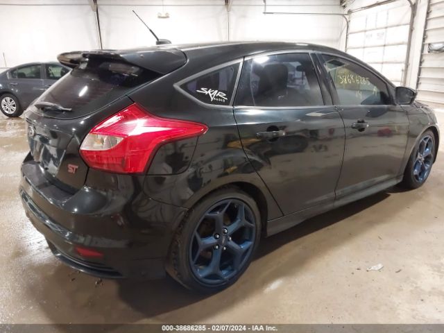 Photo 3 VIN: 1FADP3L93EL347102 - FORD FOCUS ST 