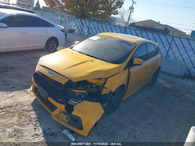 Photo 1 VIN: 1FADP3L93FL273889 - FORD FOCUS ST 