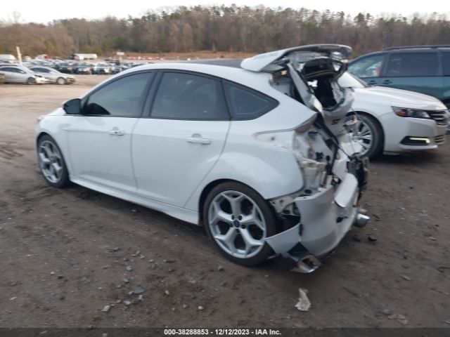 Photo 2 VIN: 1FADP3L93GL350116 - FORD FOCUS 