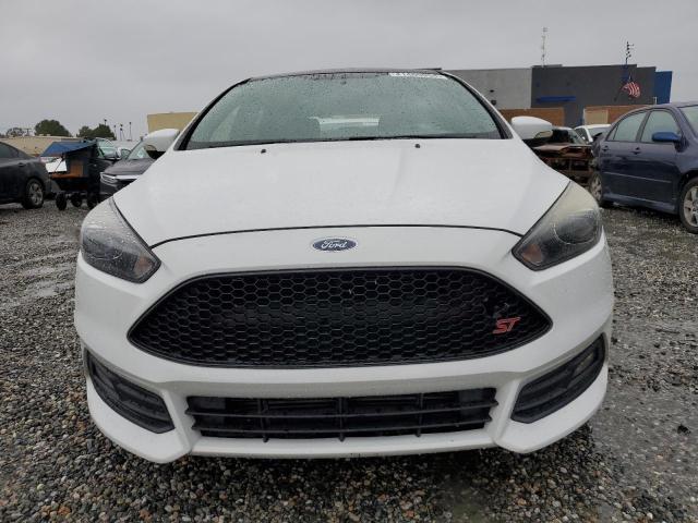 Photo 4 VIN: 1FADP3L93HL206017 - FORD FOCUS 