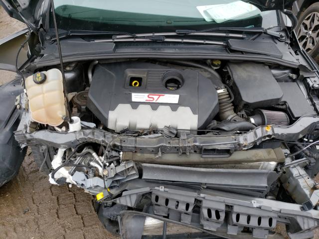 Photo 6 VIN: 1FADP3L93HL227109 - FORD FOCUS 