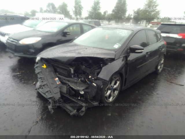 Photo 1 VIN: 1FADP3L93HL335522 - FORD FOCUS 