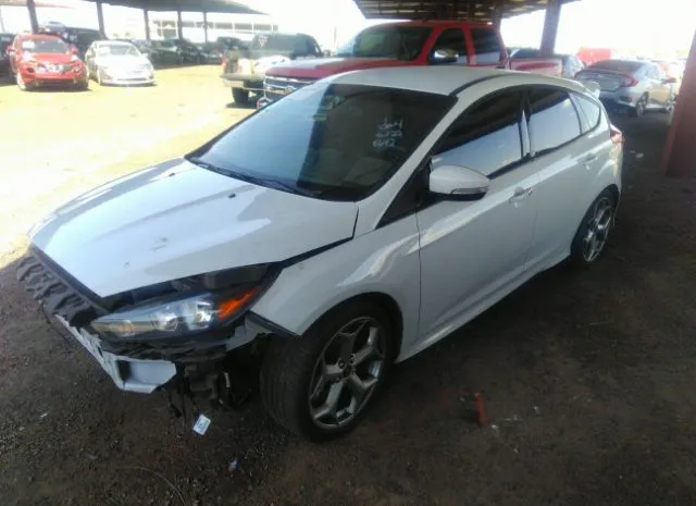 Photo 1 VIN: 1FADP3L93JL211627 - FORD FOCUS 