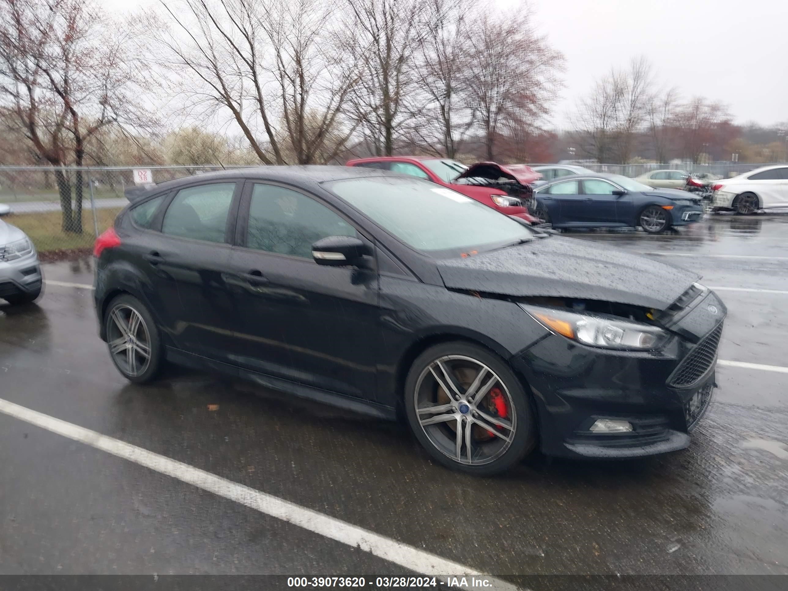 Photo 0 VIN: 1FADP3L93JL213300 - FORD FOCUS ST 