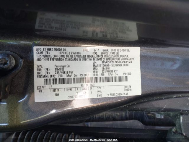 Photo 8 VIN: 1FADP3L93JL243123 - FORD FOCUS ST 