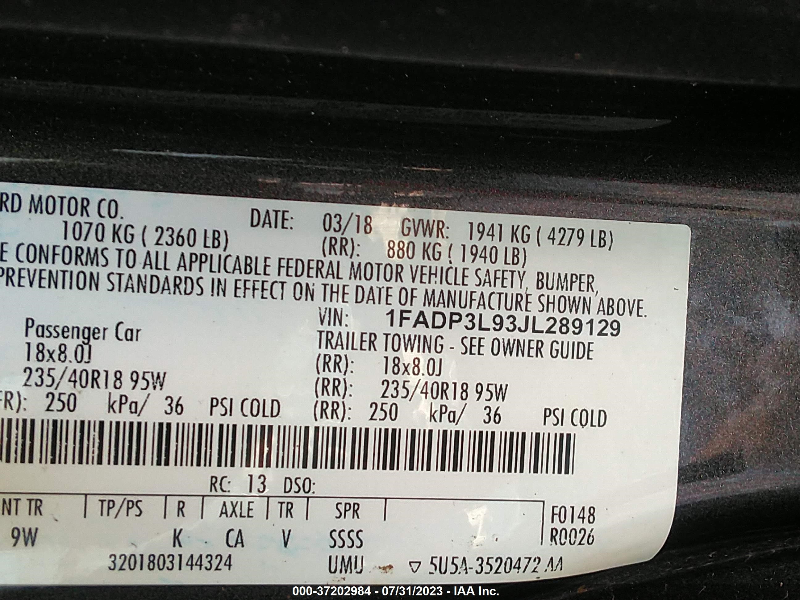 Photo 8 VIN: 1FADP3L93JL289129 - FORD FOCUS 