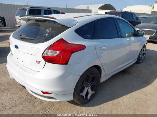 Photo 3 VIN: 1FADP3L94DL276748 - FORD FOCUS ST 