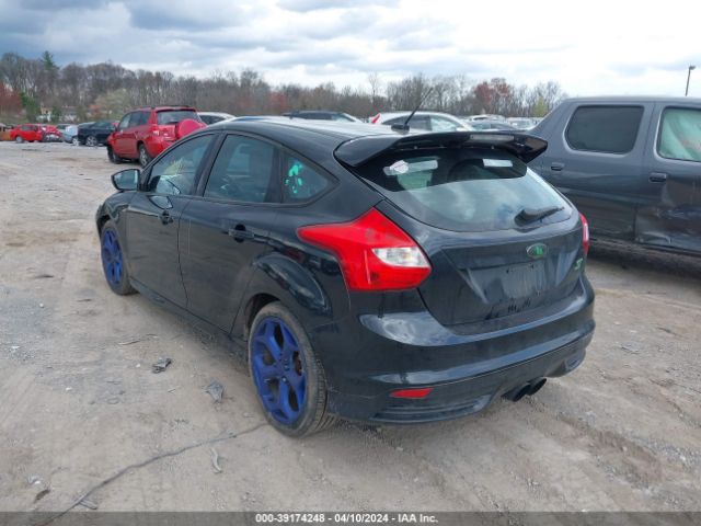 Photo 2 VIN: 1FADP3L94DL356020 - FORD FOCUS ST 