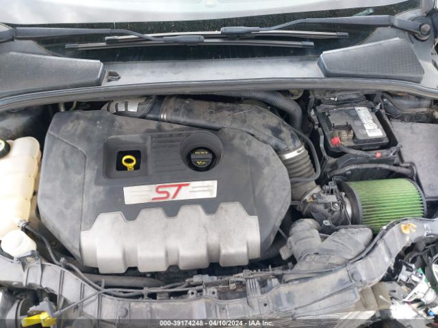 Photo 9 VIN: 1FADP3L94DL356020 - FORD FOCUS ST 