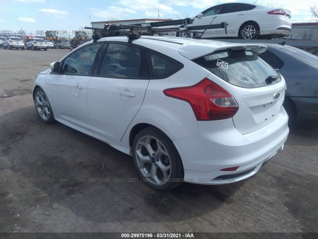 Photo 2 VIN: 1FADP3L94EL154747 - FORD FOCUS 