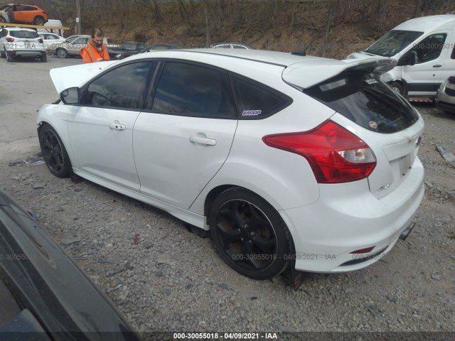 Photo 2 VIN: 1FADP3L94EL463361 - FORD FOCUS 