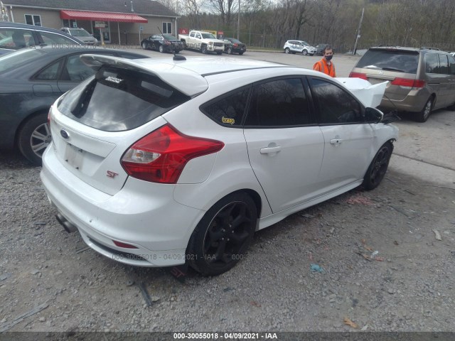 Photo 3 VIN: 1FADP3L94EL463361 - FORD FOCUS 