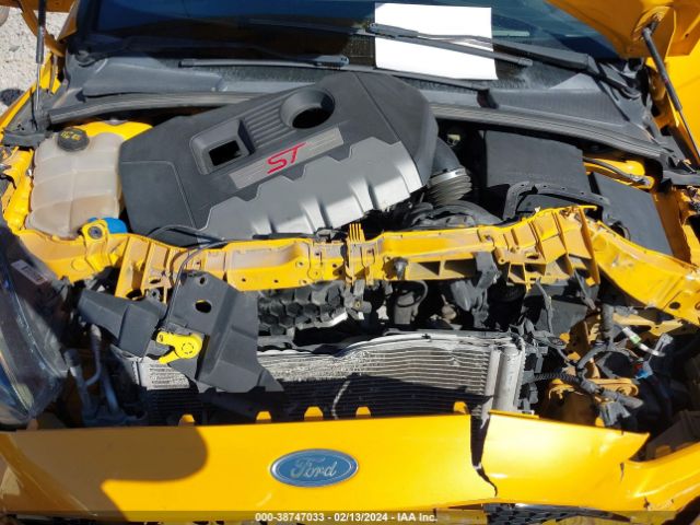 Photo 9 VIN: 1FADP3L94FL255367 - FORD FOCUS ST 