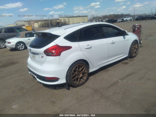 Photo 3 VIN: 1FADP3L94GL252311 - FORD FOCUS 