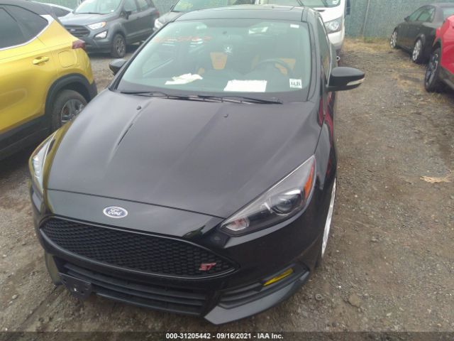 Photo 5 VIN: 1FADP3L94GL260988 - FORD FOCUS 