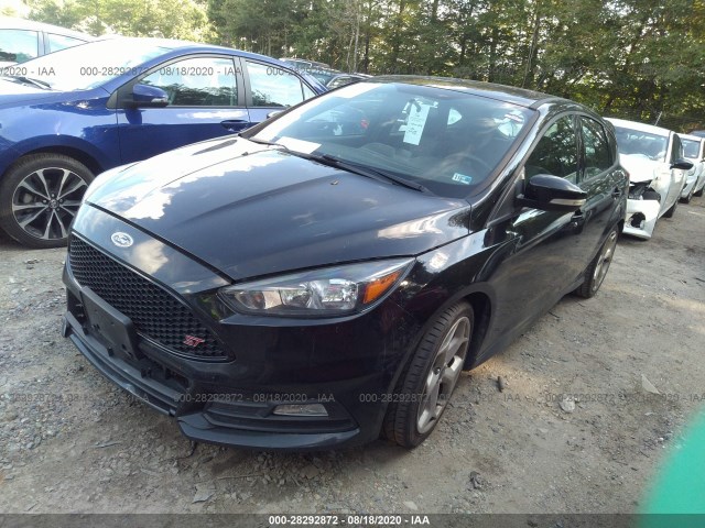 Photo 1 VIN: 1FADP3L94GL266581 - FORD FOCUS 