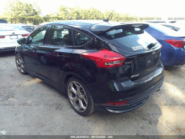 Photo 2 VIN: 1FADP3L94GL266581 - FORD FOCUS 