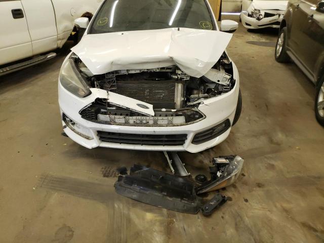 Photo 8 VIN: 1FADP3L95FL304690 - FORD FOCUS ST 