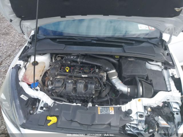 Photo 9 VIN: 1FADP3L95GL265536 - FORD FOCUS 