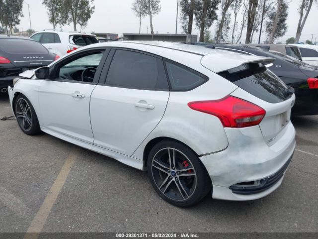 Photo 2 VIN: 1FADP3L95HL258538 - FORD FOCUS ST 