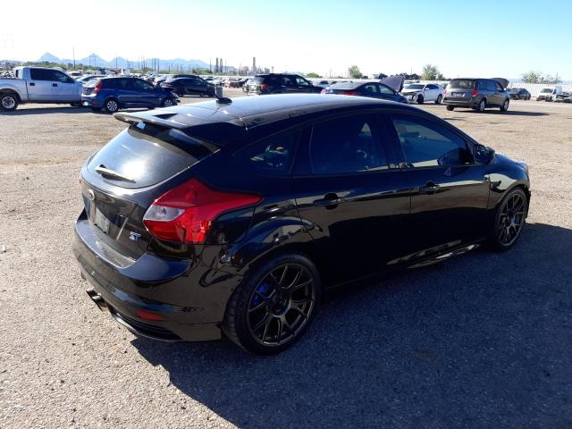 Photo 2 VIN: 1FADP3L96DL126480 - FORD FOCUS ST 