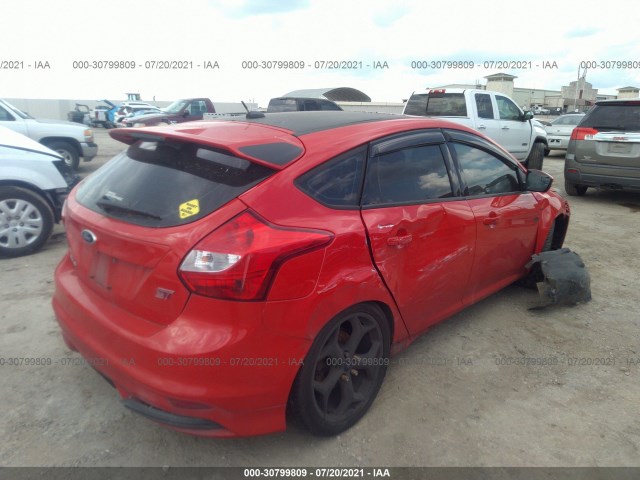 Photo 3 VIN: 1FADP3L96DL157969 - FORD FOCUS 