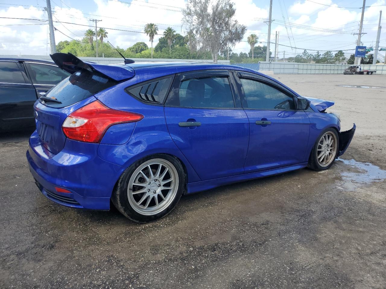 Photo 2 VIN: 1FADP3L96EL172523 - FORD FOCUS 