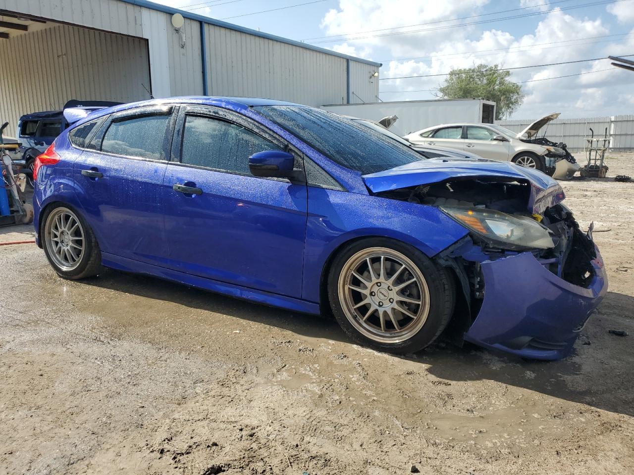 Photo 3 VIN: 1FADP3L96EL172523 - FORD FOCUS 