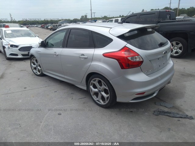 Photo 2 VIN: 1FADP3L96EL381258 - FORD FOCUS 