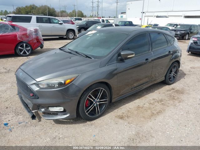 Photo 1 VIN: 1FADP3L96FL268931 - FORD FOCUS ST 